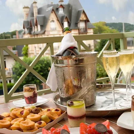 Aparthotel La Closerie & Deauville