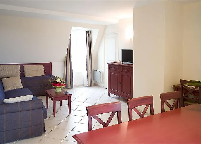 La Closerie & 多维尔