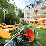 La Closerie & Aparthotel 4*