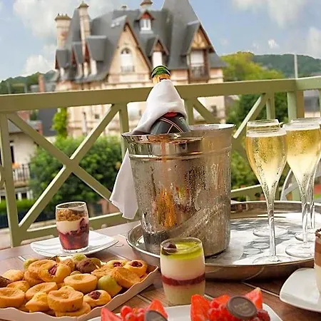 La Closerie & 4*