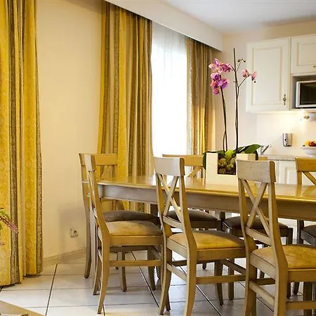 La Closerie & Aparthotel 4*