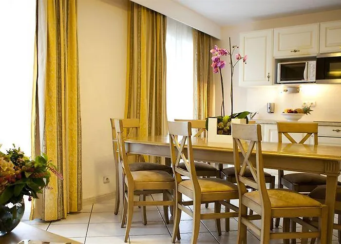 La Closerie & Apartmanhotel 4*